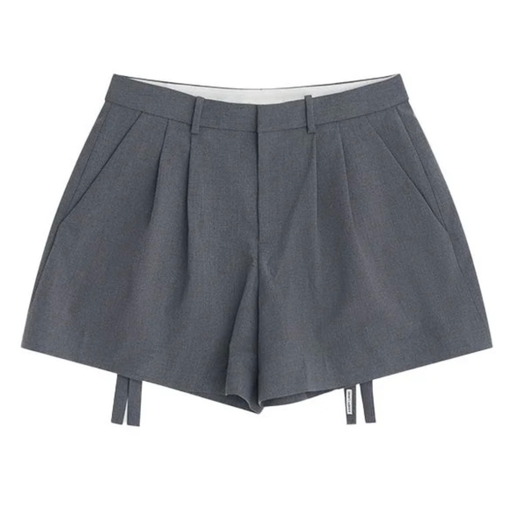 Sandy Liang Hinoki Pleated Shorts (gray)